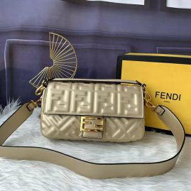 Picture of Fendi Lady Handbags _SKUfw152931300fw